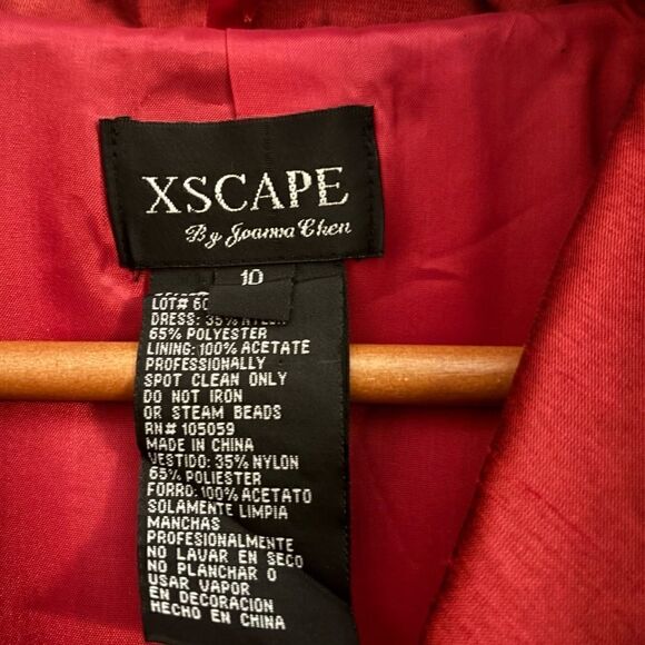 Xscape Women’s Fit and Flare Ruby Red & Black Cap Sleeve Bouffant Event Dress 10 - Picture 8 of 8